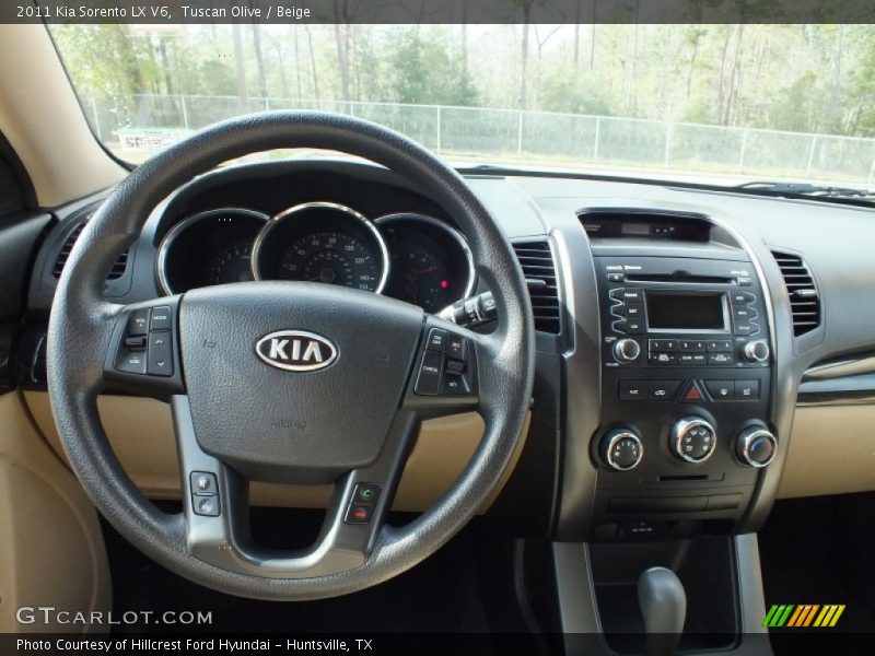 Dashboard of 2011 Sorento LX V6