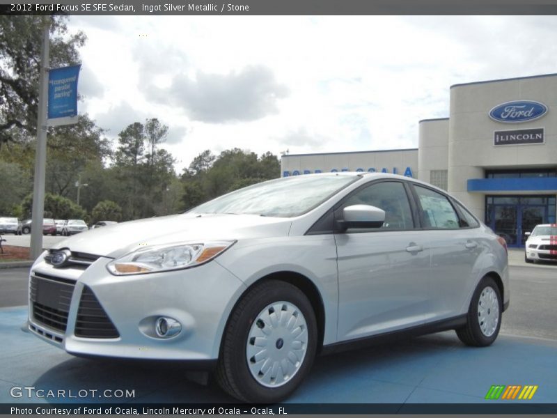Front 3/4 View of 2012 Focus SE SFE Sedan