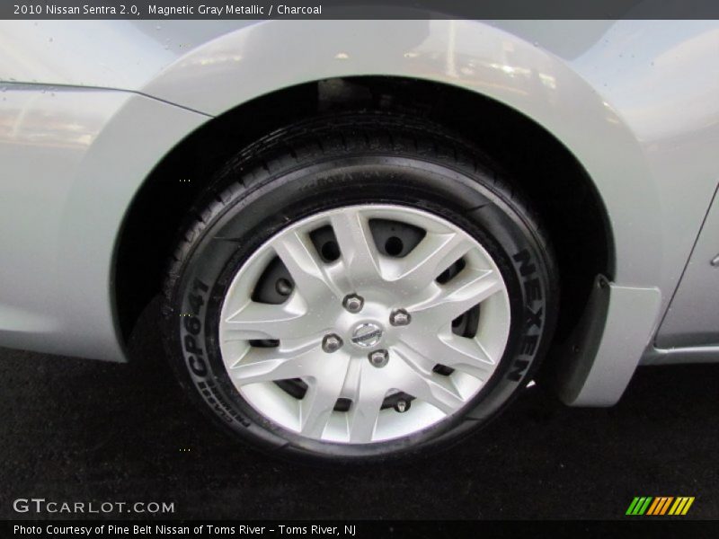 Magnetic Gray Metallic / Charcoal 2010 Nissan Sentra 2.0
