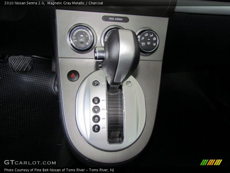Magnetic Gray Metallic / Charcoal 2010 Nissan Sentra 2.0