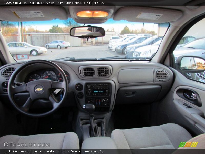 Silverstone Metallic / Light Gray 2005 Chevrolet TrailBlazer LS 4x4