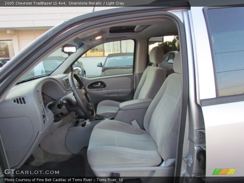 Silverstone Metallic / Light Gray 2005 Chevrolet TrailBlazer LS 4x4