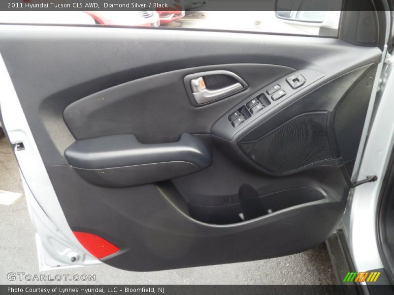 Diamond Silver / Black 2011 Hyundai Tucson GLS AWD