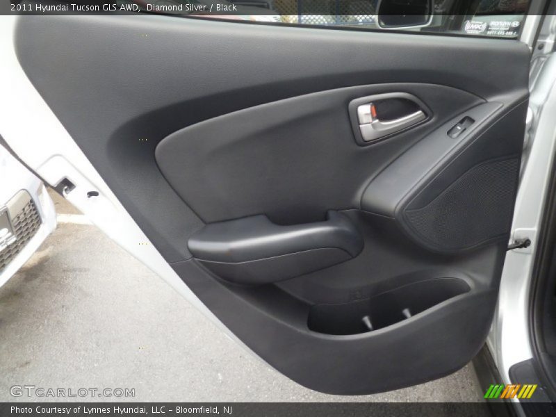 Diamond Silver / Black 2011 Hyundai Tucson GLS AWD