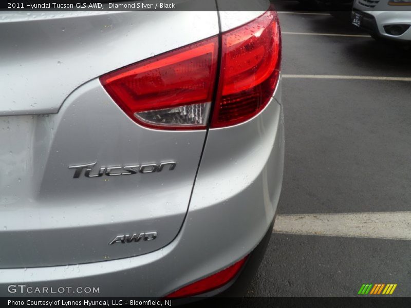Diamond Silver / Black 2011 Hyundai Tucson GLS AWD
