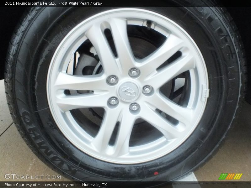 Frost White Pearl / Gray 2011 Hyundai Santa Fe GLS