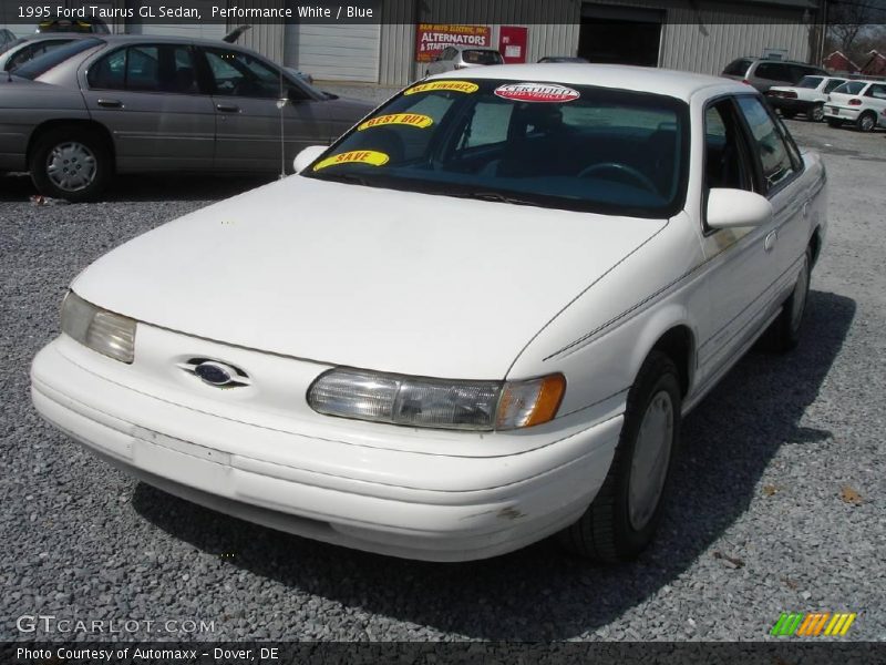 Performance White / Blue 1995 Ford Taurus GL Sedan