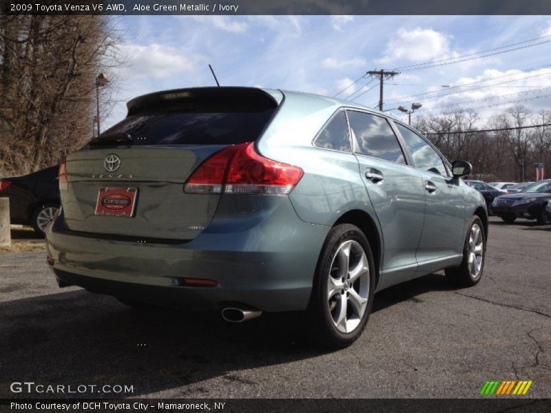 Aloe Green Metallic / Ivory 2009 Toyota Venza V6 AWD