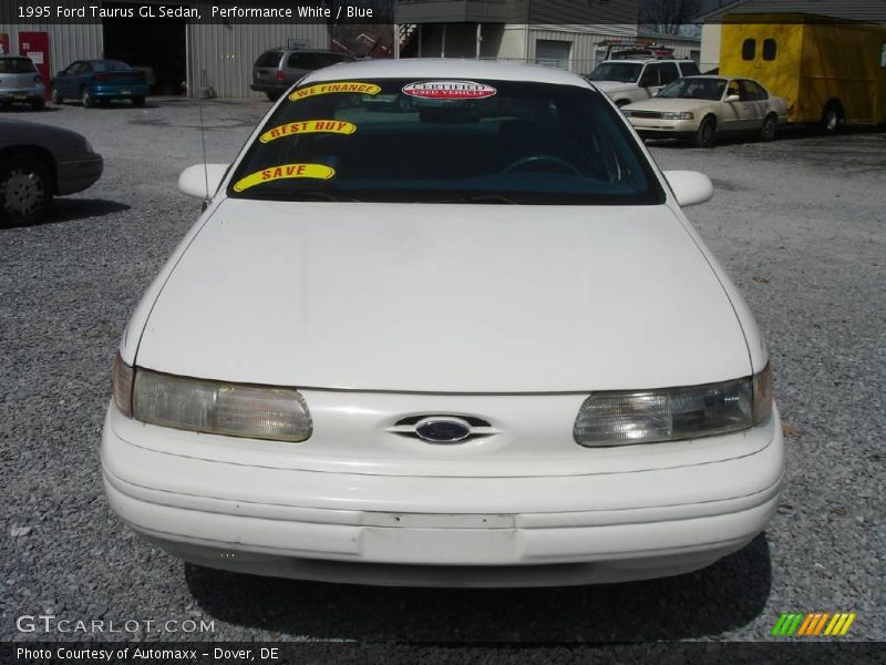 Performance White / Blue 1995 Ford Taurus GL Sedan