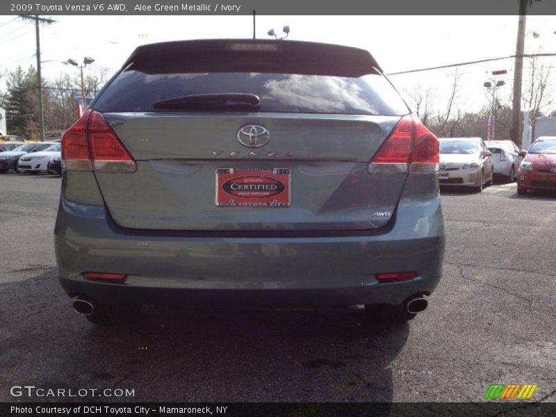 Aloe Green Metallic / Ivory 2009 Toyota Venza V6 AWD