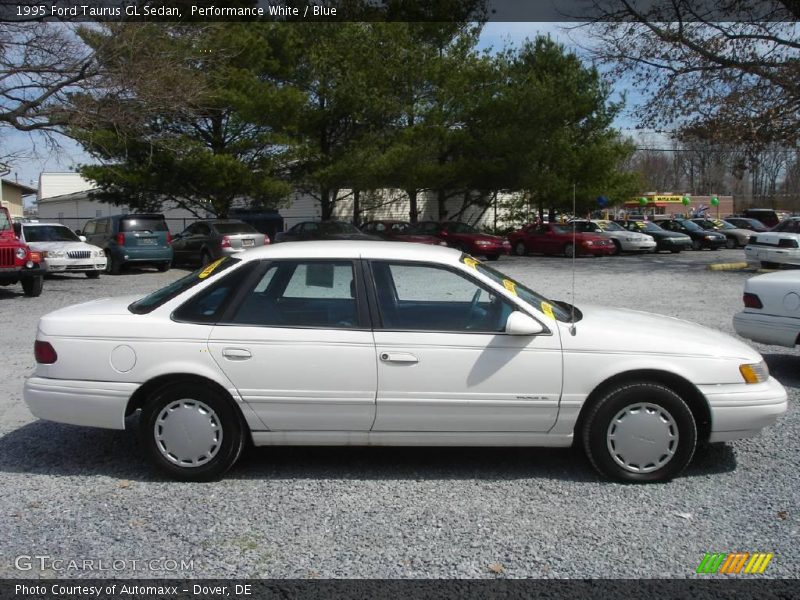 Performance White / Blue 1995 Ford Taurus GL Sedan