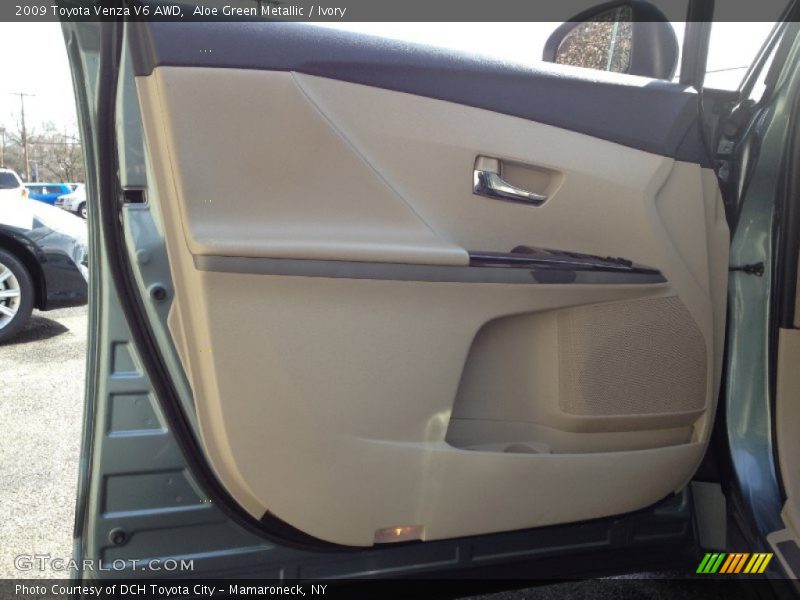 Aloe Green Metallic / Ivory 2009 Toyota Venza V6 AWD