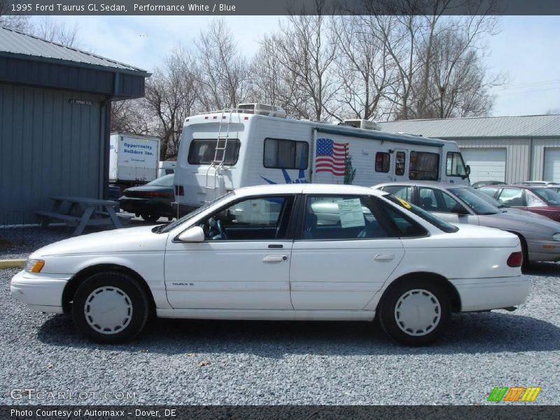 Performance White / Blue 1995 Ford Taurus GL Sedan