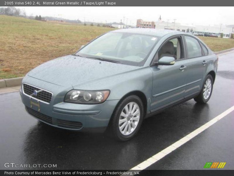 Mistral Green Metallic / Taupe/Light Taupe 2005 Volvo S40 2.4i