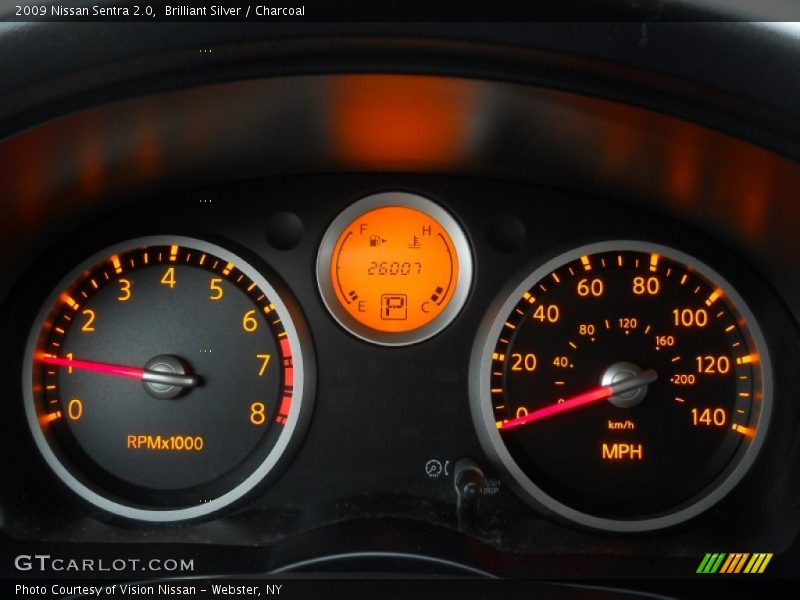 Brilliant Silver / Charcoal 2009 Nissan Sentra 2.0