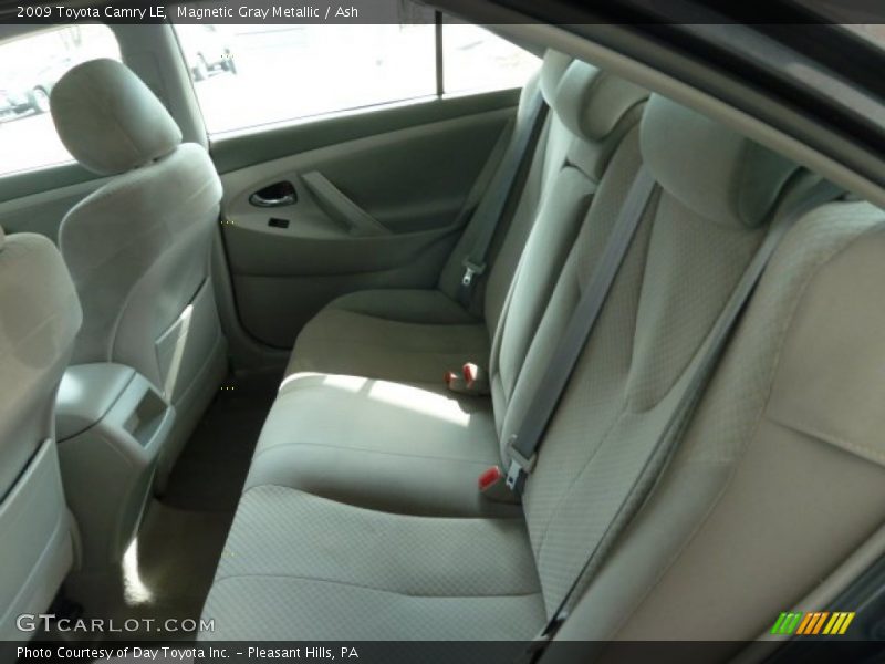 Magnetic Gray Metallic / Ash 2009 Toyota Camry LE
