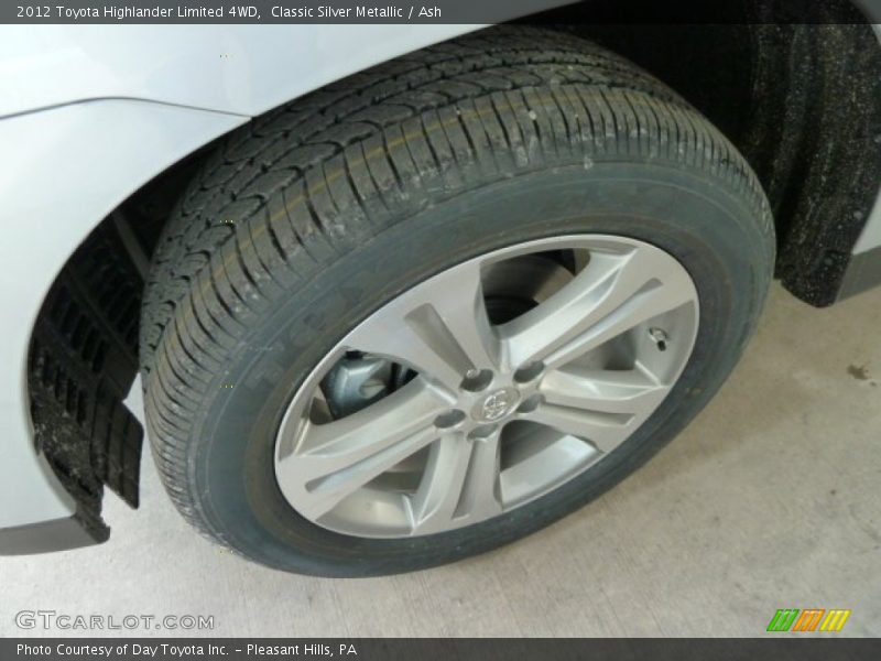 Classic Silver Metallic / Ash 2012 Toyota Highlander Limited 4WD