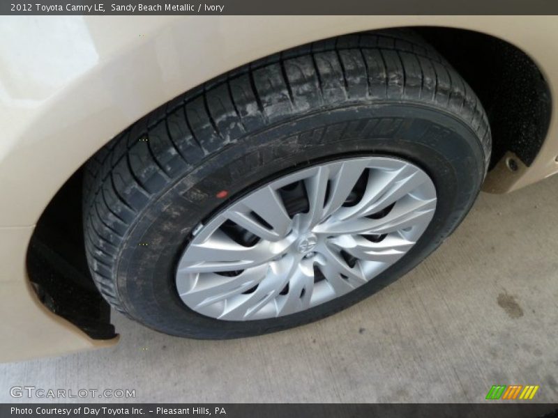 Sandy Beach Metallic / Ivory 2012 Toyota Camry LE