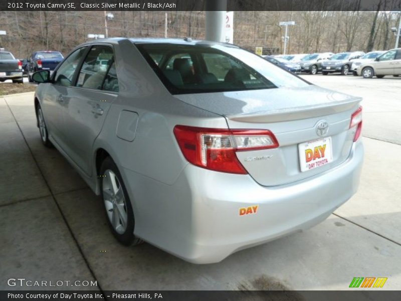 Classic Silver Metallic / Black/Ash 2012 Toyota Camry SE