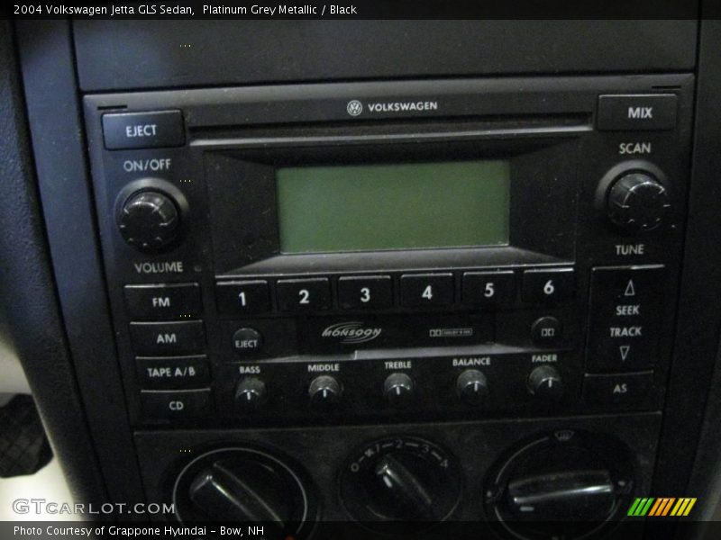 Platinum Grey Metallic / Black 2004 Volkswagen Jetta GLS Sedan