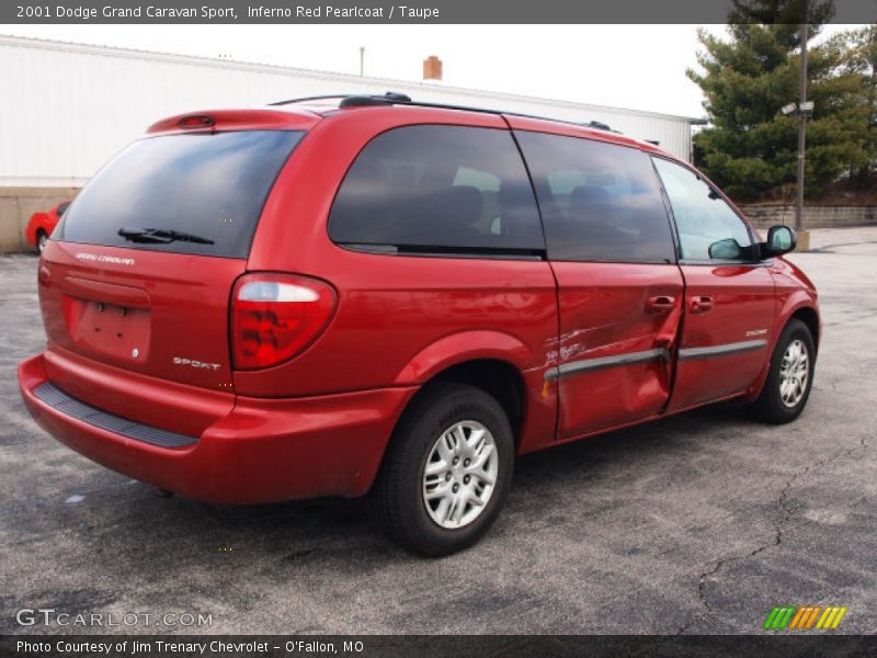 Inferno Red Pearlcoat / Taupe 2001 Dodge Grand Caravan Sport