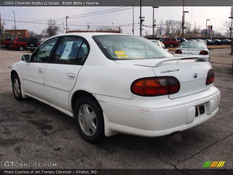 Bright White / Neutral 2000 Chevrolet Malibu LS Sedan