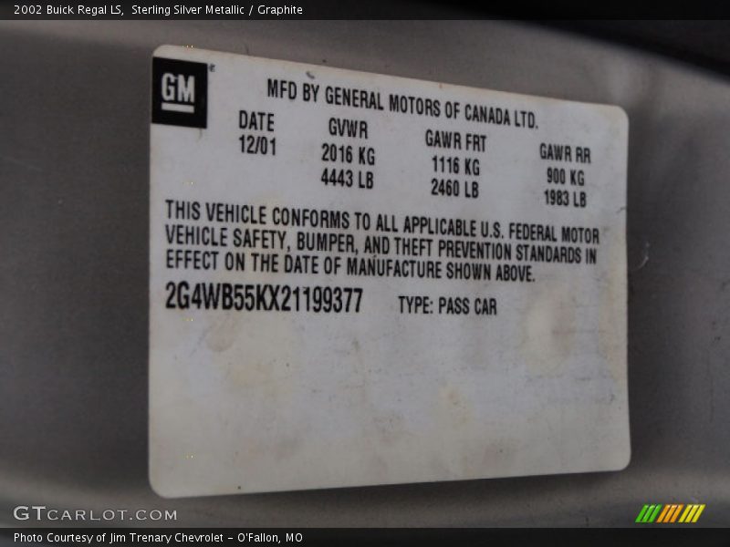 Sterling Silver Metallic / Graphite 2002 Buick Regal LS