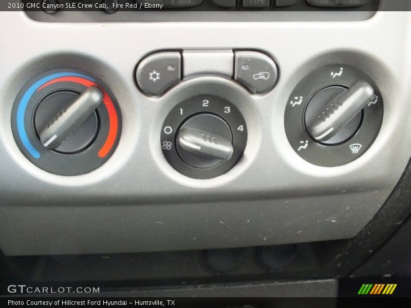 Controls of 2010 Canyon SLE Crew Cab