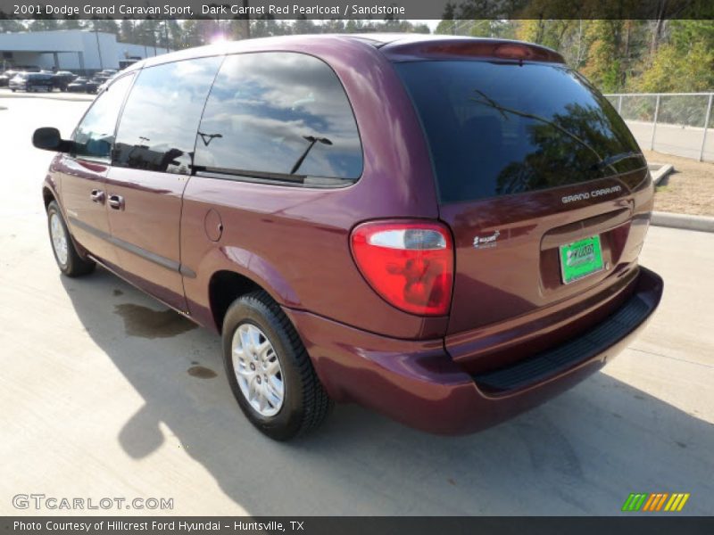 Dark Garnet Red Pearlcoat / Sandstone 2001 Dodge Grand Caravan Sport
