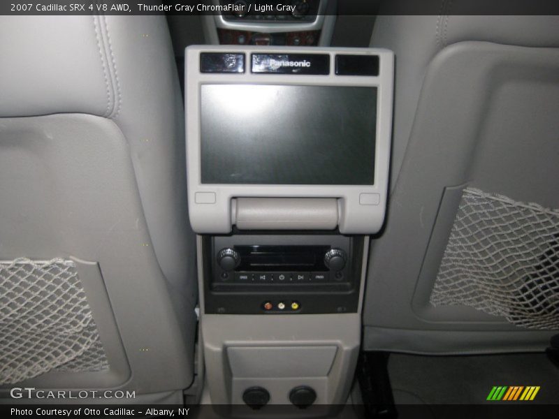 Thunder Gray ChromaFlair / Light Gray 2007 Cadillac SRX 4 V8 AWD