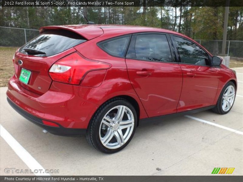 Red Candy Metallic / Two-Tone Sport 2012 Ford Focus SE Sport 5-Door