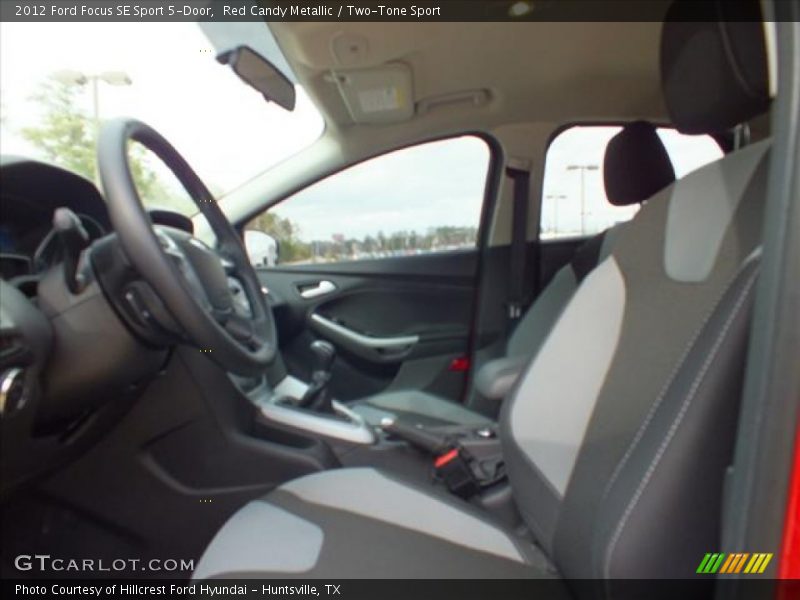Red Candy Metallic / Two-Tone Sport 2012 Ford Focus SE Sport 5-Door