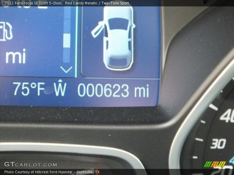 Red Candy Metallic / Two-Tone Sport 2012 Ford Focus SE Sport 5-Door