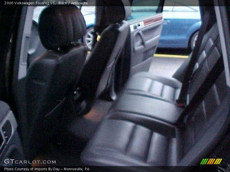 Black / Anthracite 2006 Volkswagen Touareg V6