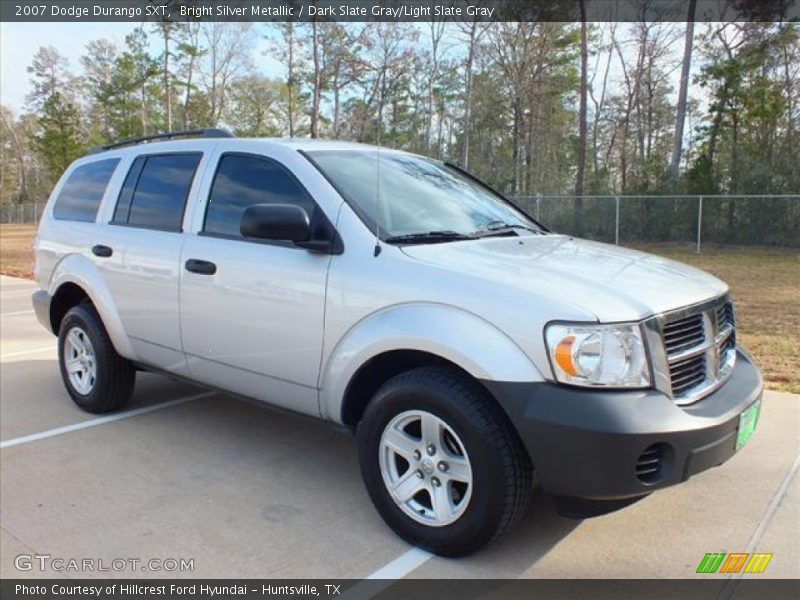Front 3/4 View of 2007 Durango SXT