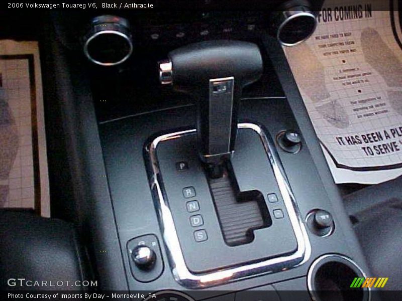 Black / Anthracite 2006 Volkswagen Touareg V6