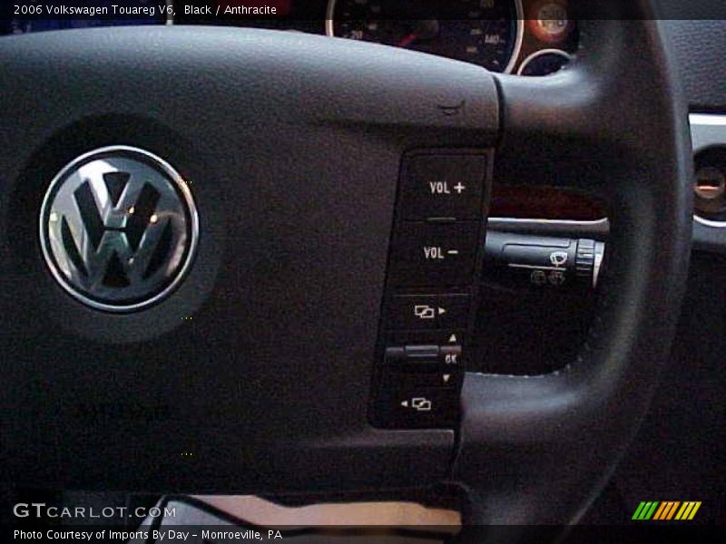 Black / Anthracite 2006 Volkswagen Touareg V6