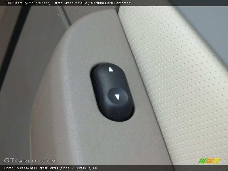 Estate Green Metallic / Medium Dark Parchment 2002 Mercury Mountaineer