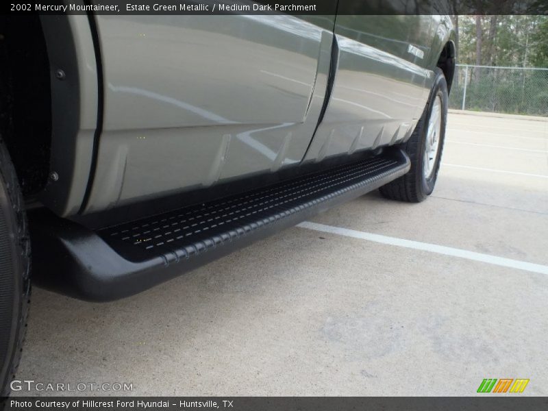 Estate Green Metallic / Medium Dark Parchment 2002 Mercury Mountaineer