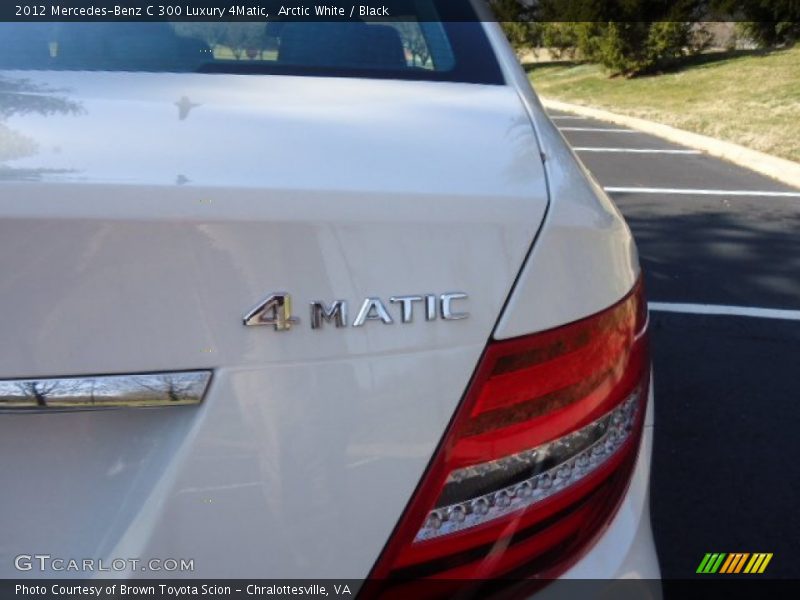 Arctic White / Black 2012 Mercedes-Benz C 300 Luxury 4Matic