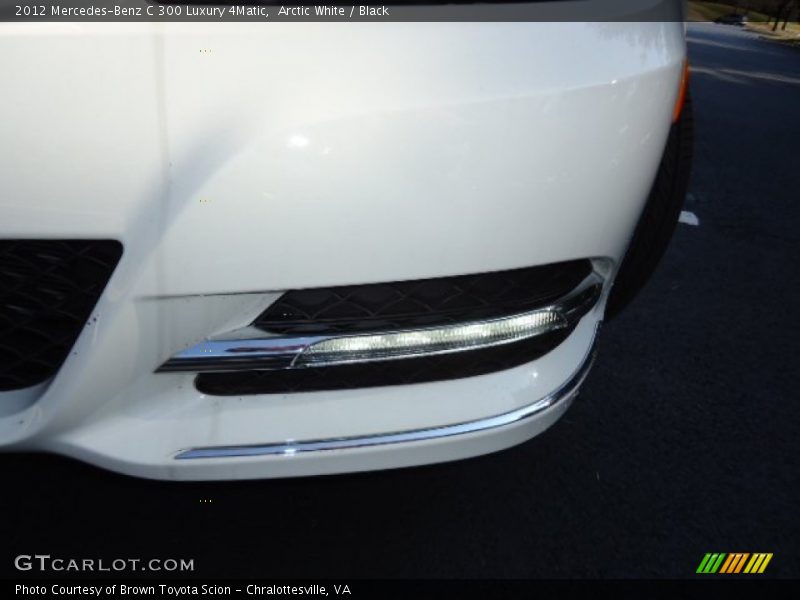 Arctic White / Black 2012 Mercedes-Benz C 300 Luxury 4Matic