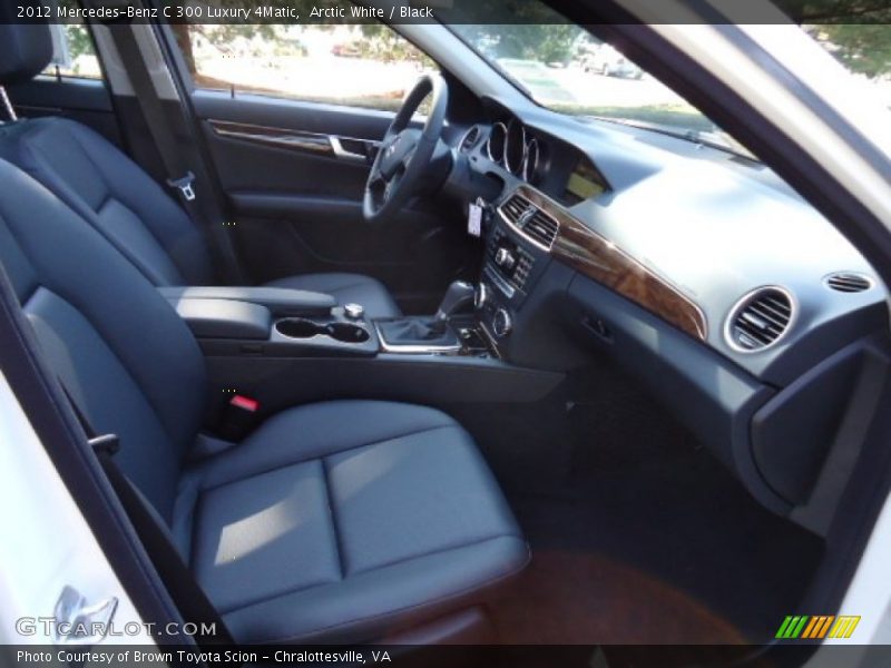 Arctic White / Black 2012 Mercedes-Benz C 300 Luxury 4Matic