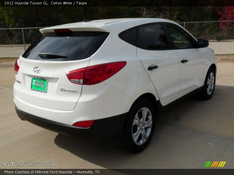 Cotton White / Taupe 2012 Hyundai Tucson GL