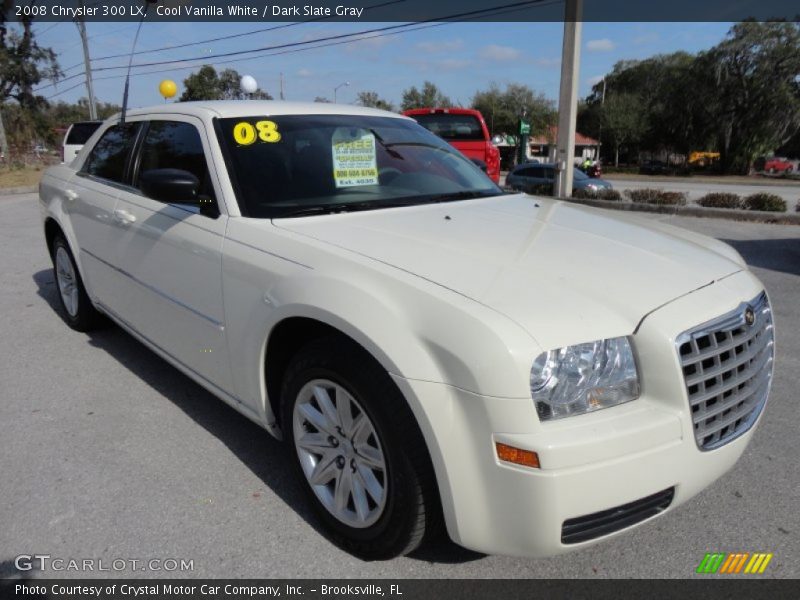 Cool Vanilla White / Dark Slate Gray 2008 Chrysler 300 LX