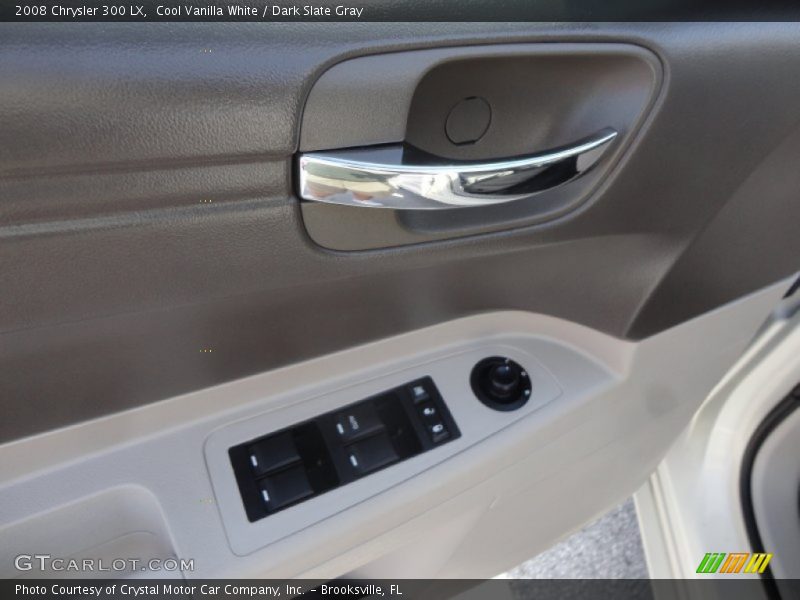 Cool Vanilla White / Dark Slate Gray 2008 Chrysler 300 LX