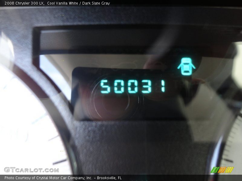 Cool Vanilla White / Dark Slate Gray 2008 Chrysler 300 LX