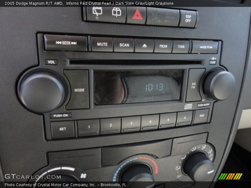Audio System of 2005 Magnum R/T AWD