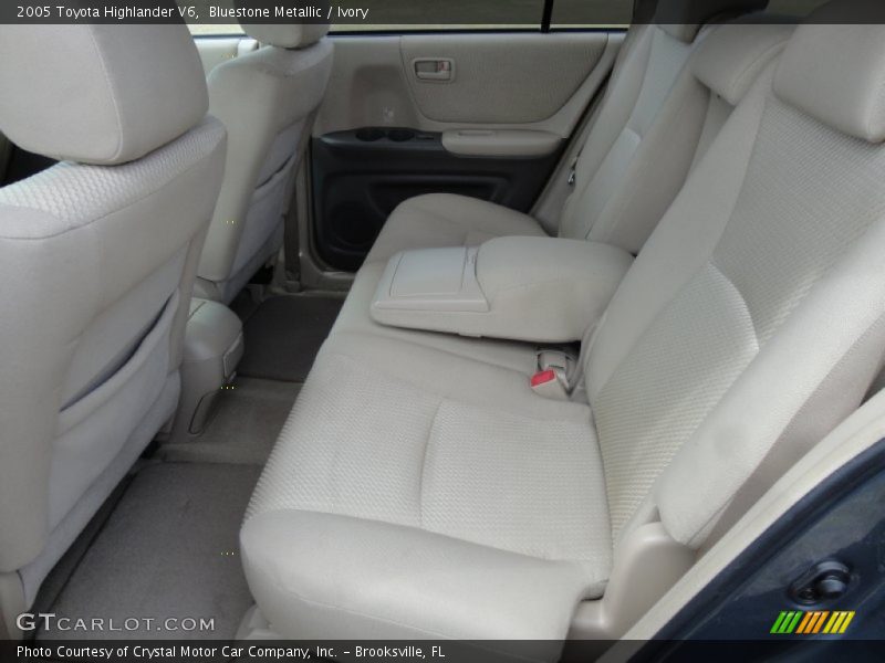 Bluestone Metallic / Ivory 2005 Toyota Highlander V6