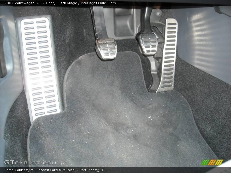 Black Magic / Interlagos Plaid Cloth 2007 Volkswagen GTI 2 Door