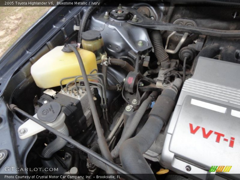 Bluestone Metallic / Ivory 2005 Toyota Highlander V6